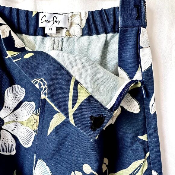 Coco Shop High-Waisted, Wide-Leg Pants in Navy Hibiscus 100% Cotton Size XS - Picture 4 of 13